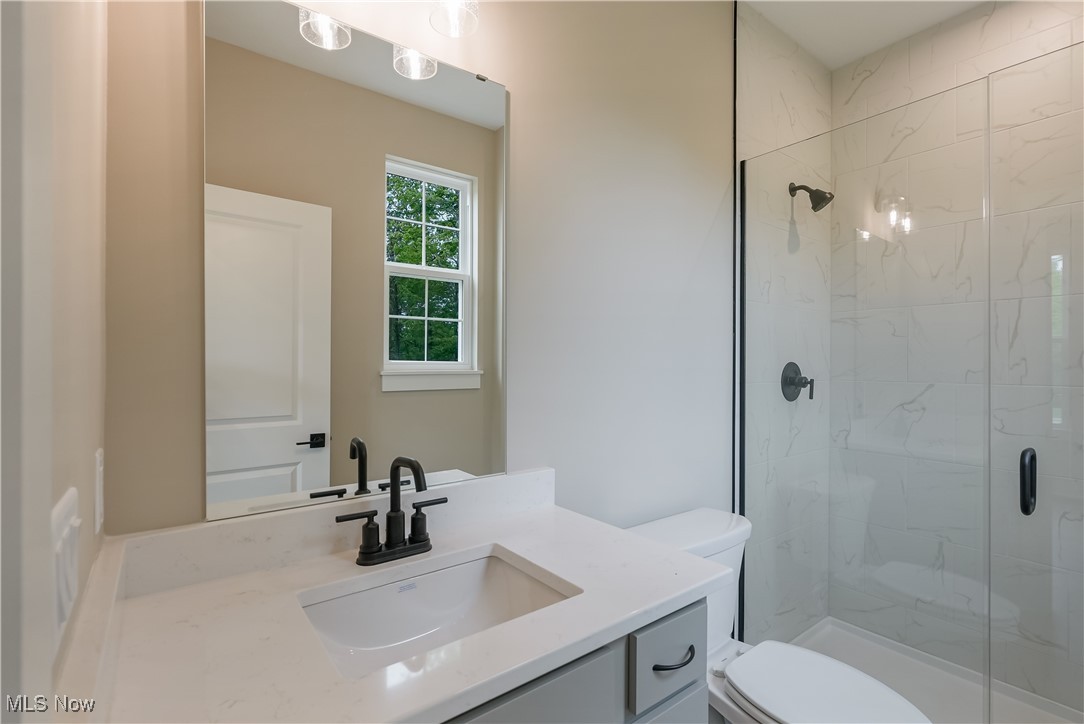 5070 Neptune Oval, Solon, Ohio image 35