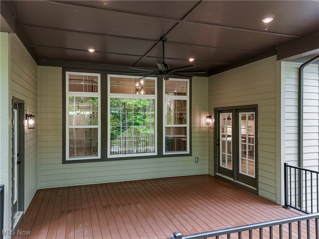 5070 Neptune Oval, Solon, Ohio image 8