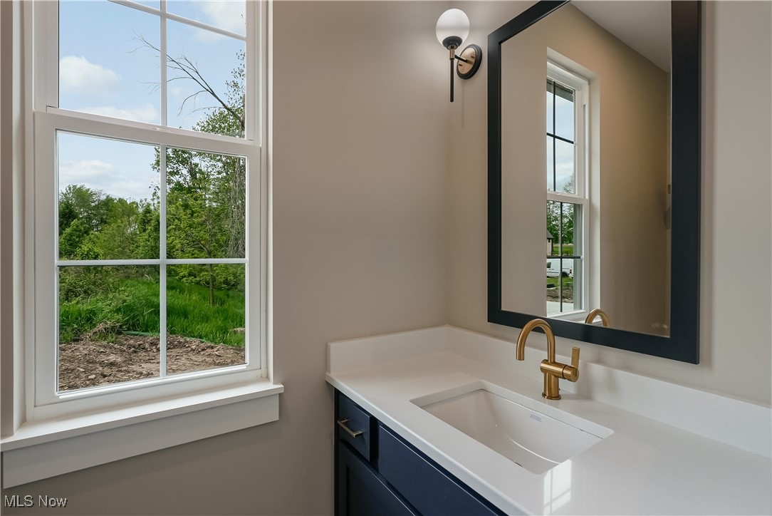 5070 Neptune Oval, Solon, Ohio image 34