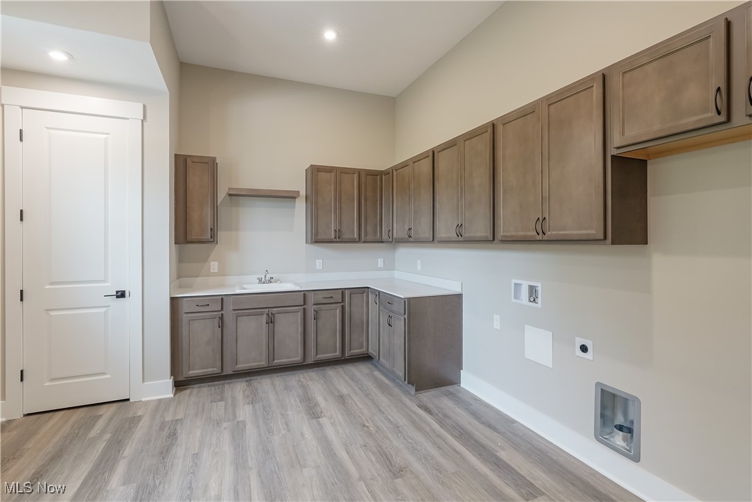 5070 Neptune Oval, Solon, Ohio image 41