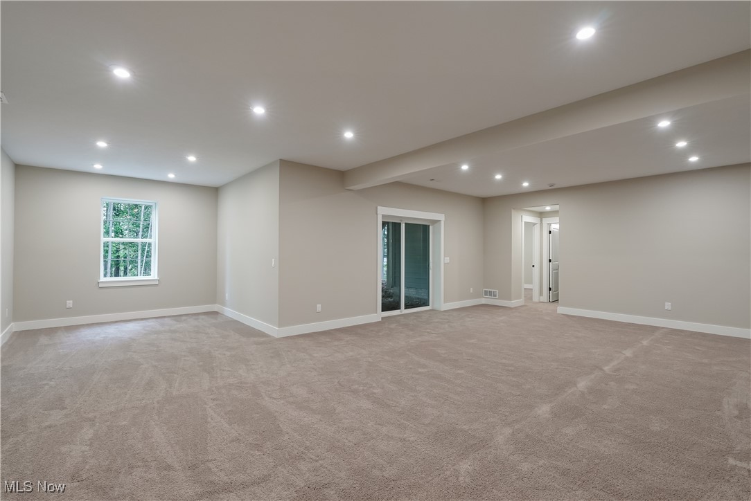 5070 Neptune Oval, Solon, Ohio image 42