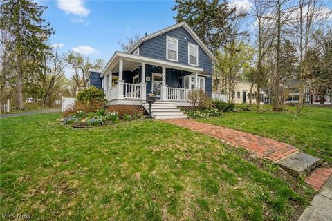 Homes For Sale - 224 N Hambden St<br/> Geauga County, Chardon, OH 44024