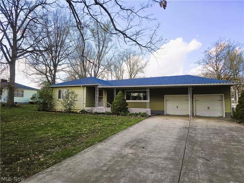 Homes For Sale - 3839 Valacamp Ave<br/> Trumbull County, Warren, OH 44484