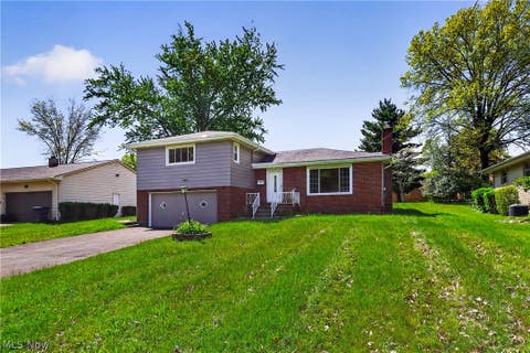Tiny photo for 515 Murray Hill Drive, Youngstown, OH 44505 (MLS # 5217031)