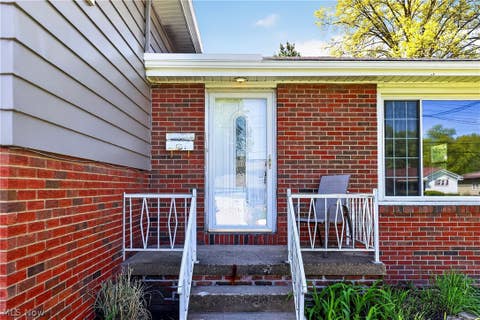 Tiny photo for 515 Murray Hill Drive, Youngstown, OH 44505 (MLS # 5217031)