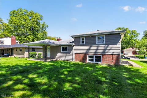 Tiny photo for 515 Murray Hill Drive, Youngstown, OH 44505 (MLS # 5217031)