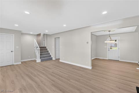 Tiny photo for 515 Murray Hill Drive, Youngstown, OH 44505 (MLS # 5217031)