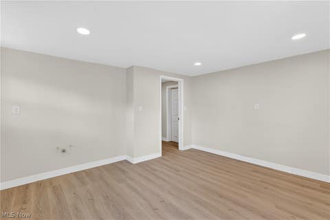 Tiny photo for 515 Murray Hill Drive, Youngstown, OH 44505 (MLS # 5217031)