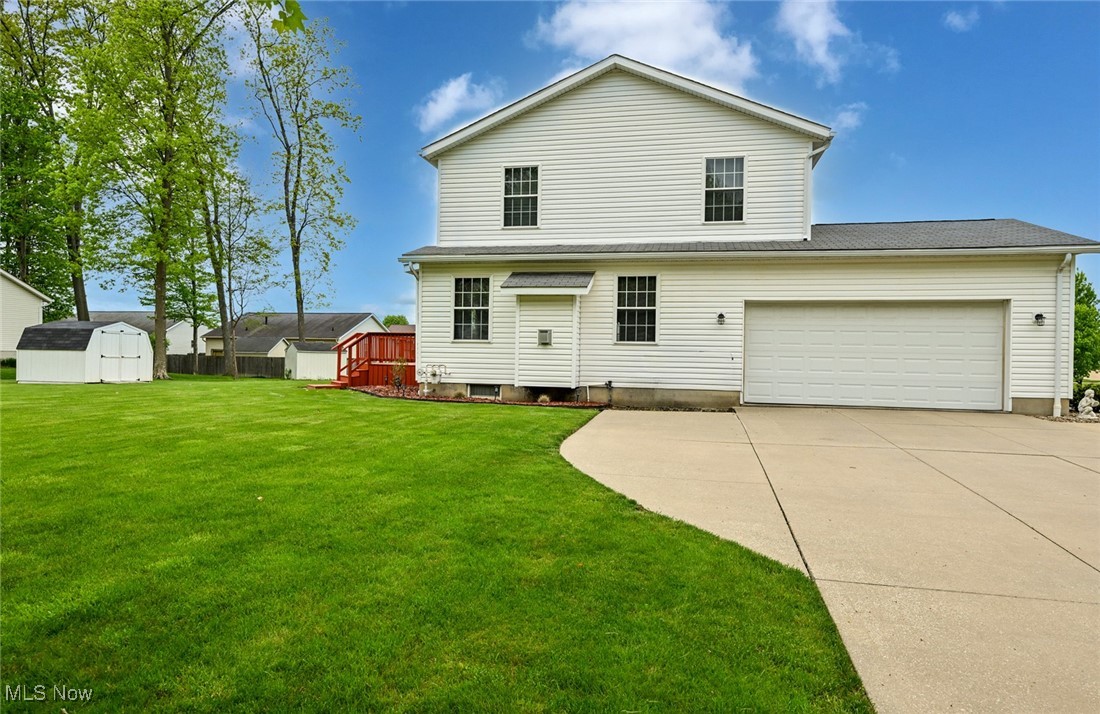 1098 Shrewsbury Drive, Ravenna, Ohio image 18