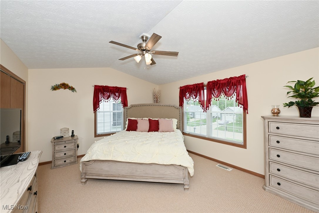 1098 Shrewsbury Drive, Ravenna, Ohio image 31