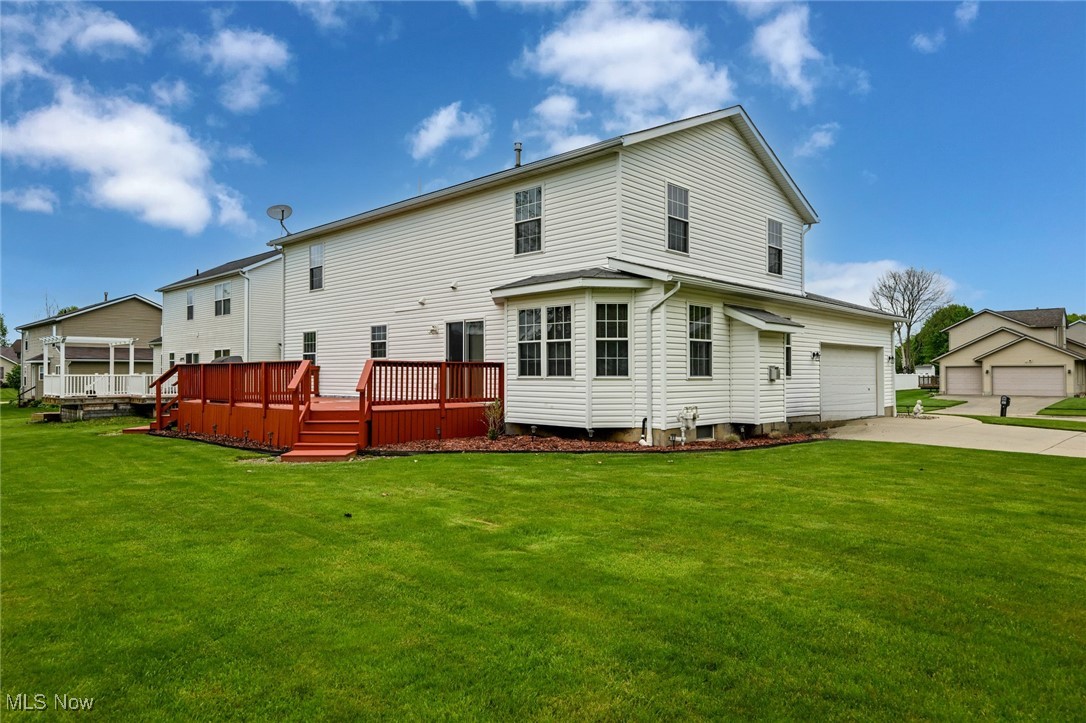 1098 Shrewsbury Drive, Ravenna, Ohio image 12