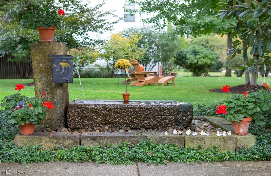 Blatz Pkwy - Residential