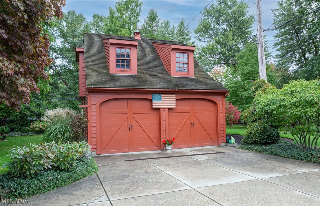 Blatz Pkwy - Residential