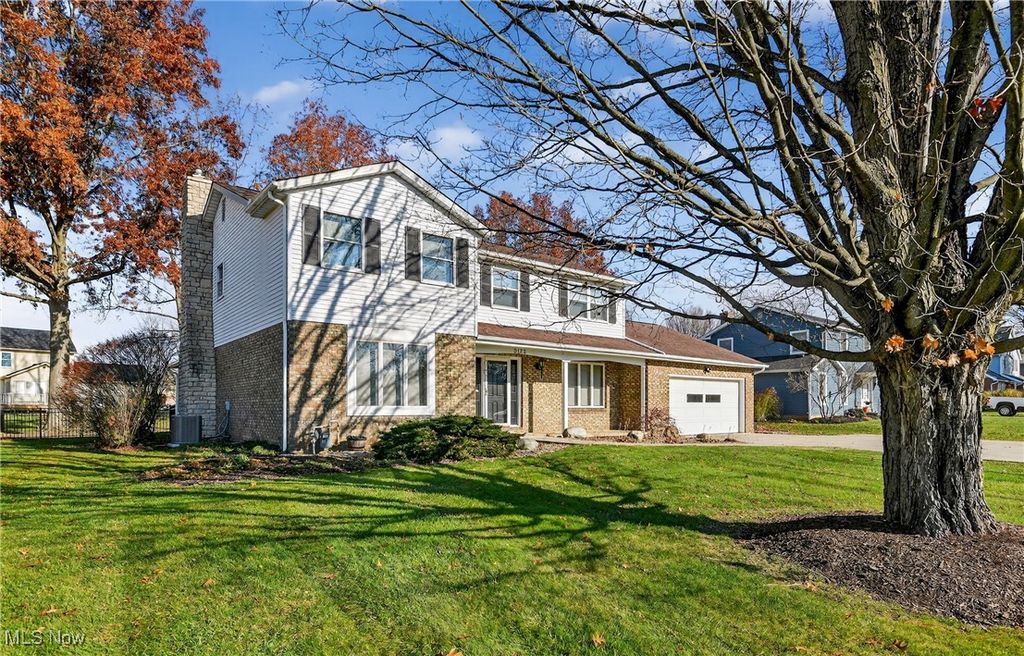 Photo of 9125 Paulding Street, Massillon, OH 44646 (MLS # 5174038)