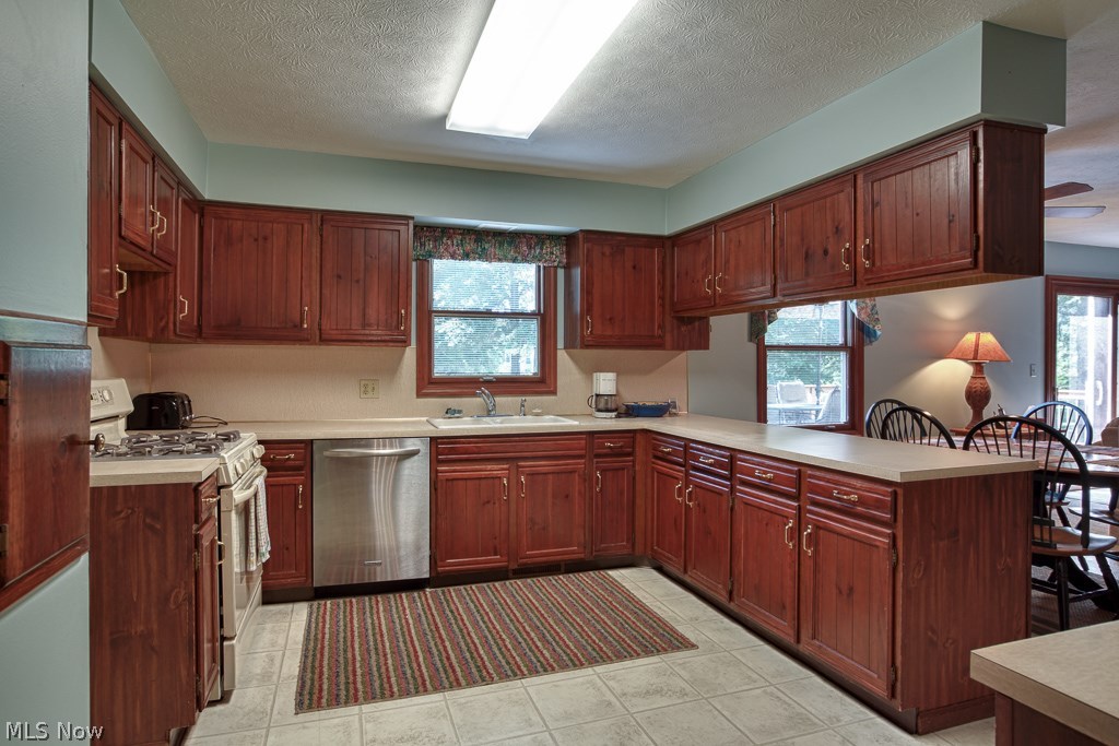 Aaron Norton Estate 3 - Residential