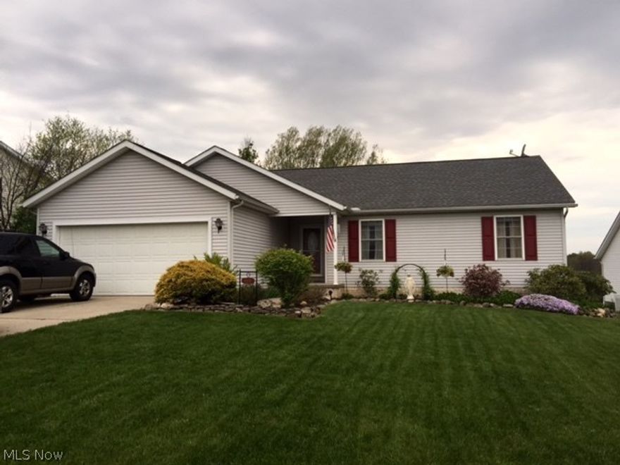 Welcome to this well maintained and tastefully decorated 3 bedroom , 2 full  baths home, located on a beautiful lot that sits at the end of a cul-de-sac. This home has a spacious feel, it offers first floor laundry, a large eat in kitchen and your living room that opens to the large deck that leads to the secluded and private fenced in back yard.The master bedroom has a full bath and walk-in closet.  2 car attached garage, the roof is 1 year old,  the appliances in the kitchen are newer and an ultra sump pump was just installed...Plus a Home Warranty~ This home is a must see... You won't want to miss out!