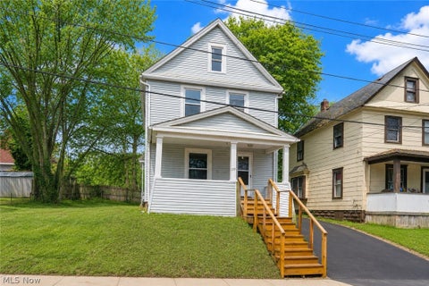 Photo of 258 Oberlin Court, Akron, OH 44311 (MLS # 5239485)