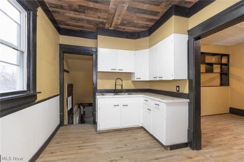 Tiny photo for 258 Oberlin Court, Akron, OH 44311 (MLS # 5239485)