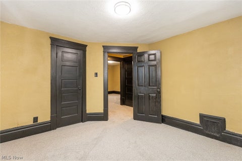 Tiny photo for 258 Oberlin Court, Akron, OH 44311 (MLS # 5239485)