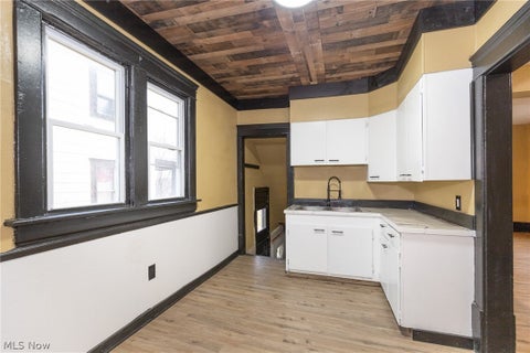 Tiny photo for 258 Oberlin Court, Akron, OH 44311 (MLS # 5239485)