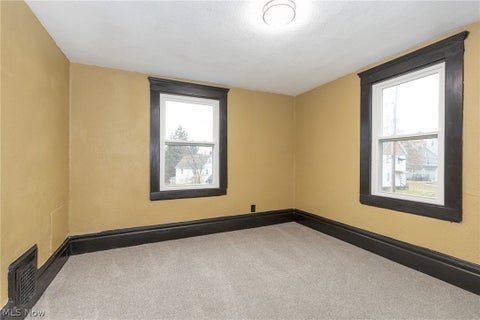 Tiny photo for 258 Oberlin Court, Akron, OH 44311 (MLS # 5239485)