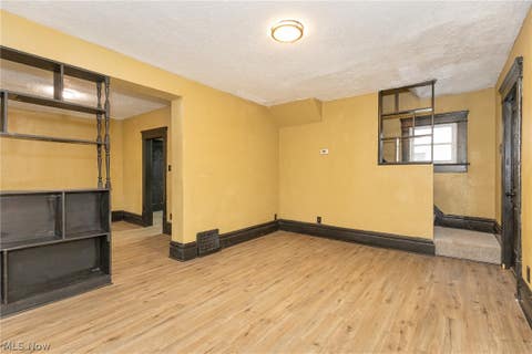 Tiny photo for 258 Oberlin Court, Akron, OH 44311 (MLS # 5239485)
