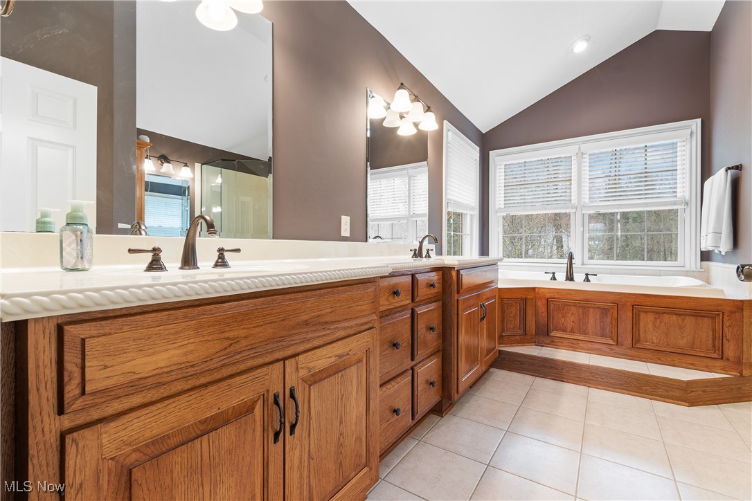 1014 Kings Ridge Boulevard, Wadsworth, Ohio image 25