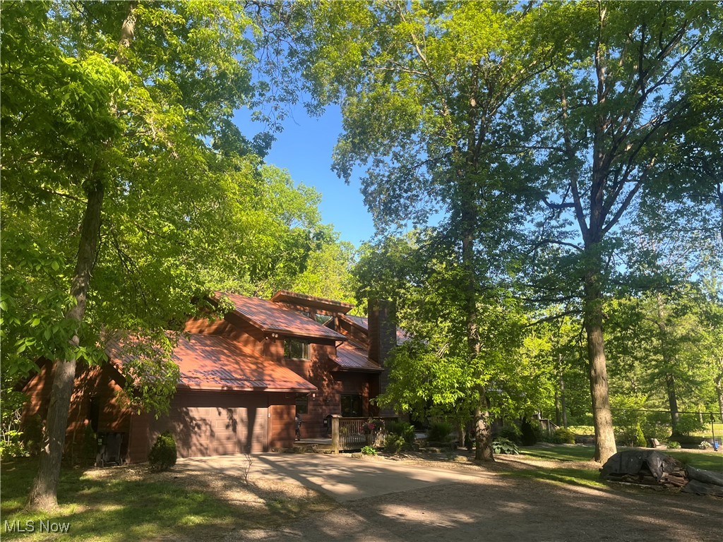 14861 Robinson Road, Lake Milton, Ohio image 1