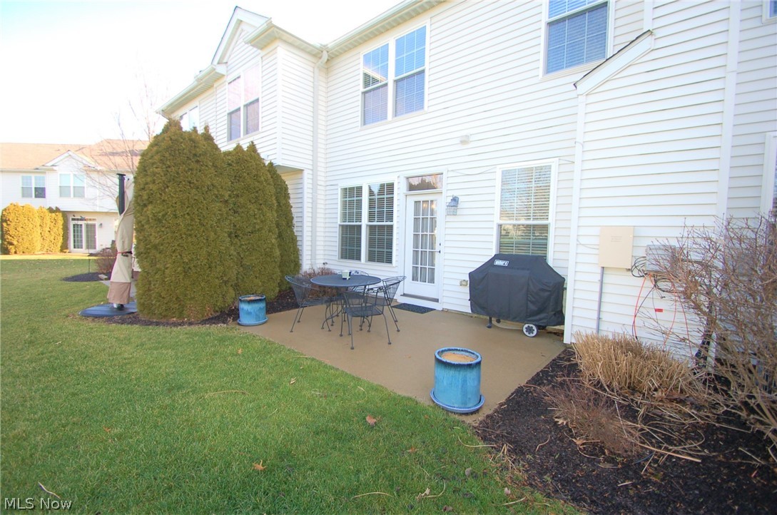 Waterside Xings South 01 Condo - Residential