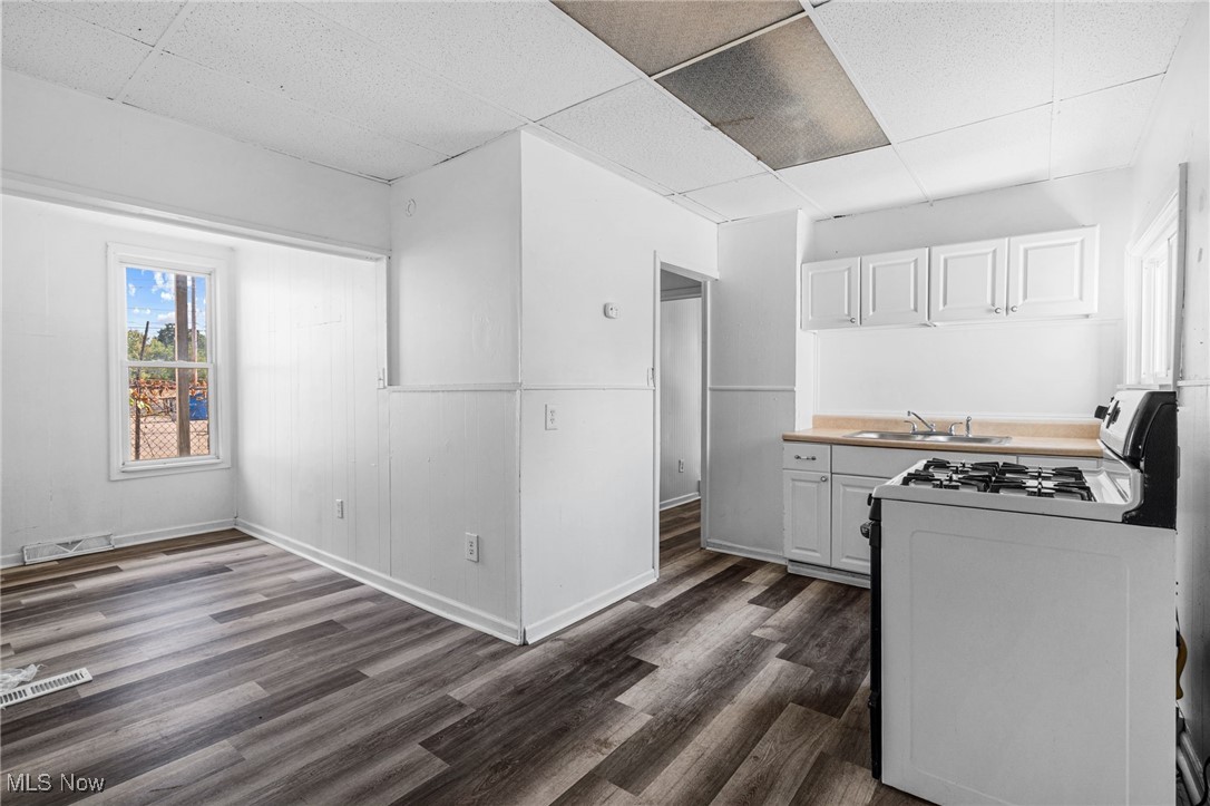 Kenwood - Residential Lease