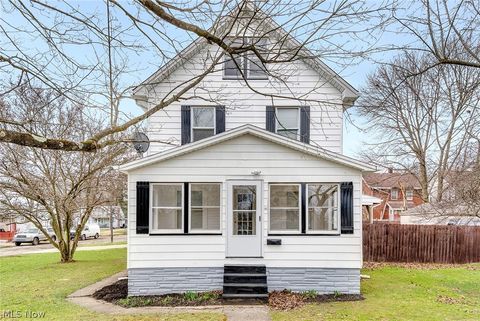 Homes For Sale - 70 S Glenellen Avenue<br/> Mahoning County, Youngstown, OH 44509