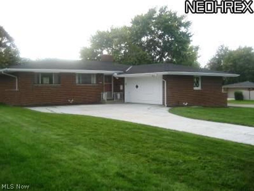 Priced to sell this 3 bedroom 3 full bath ranch is ready to move into.  Features renovated eat in kitchen with granite counters & breakfast nook, ceramic floor, Large 23 x18 Living room with fireplace, refinished hardwood floors throughout, Basement features 45 x 13 family/recreation room with fireplace, 20x10 three season room walks out to 1/3 acre lot with 18 x 30 inground pool, diving board and slide, storage shed, much much​​‌​​​​‌​‌​​​‌‌​​​‌‌‌​​‌​​‌‌​​​​ more!