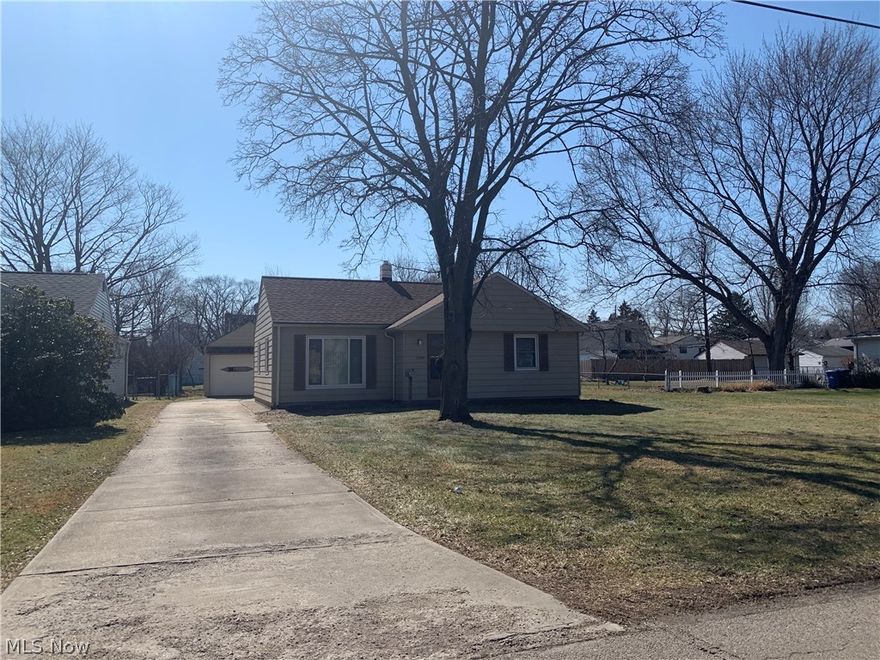 Here's an opportunity to rent a full house with extra large lot with one car detached garage!  Featuring 1 floor living at its best! Gleaming hardwood flooring throughout. Loads of neutral wall colors and freshly painted bathroom too! all interested tenants  will need to fill out an application for credit and background check for each resident occupying home (18 yrs+) each application is $75 (nonrefundable).