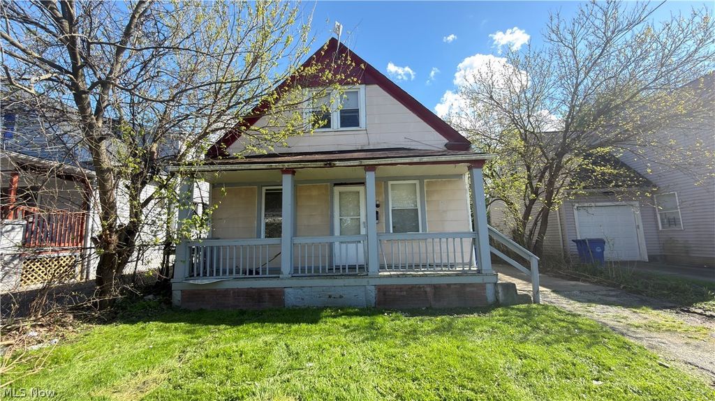 Photo of 10706 Reno Avenue, Cleveland, OH 44105 (MLS # 5206676)