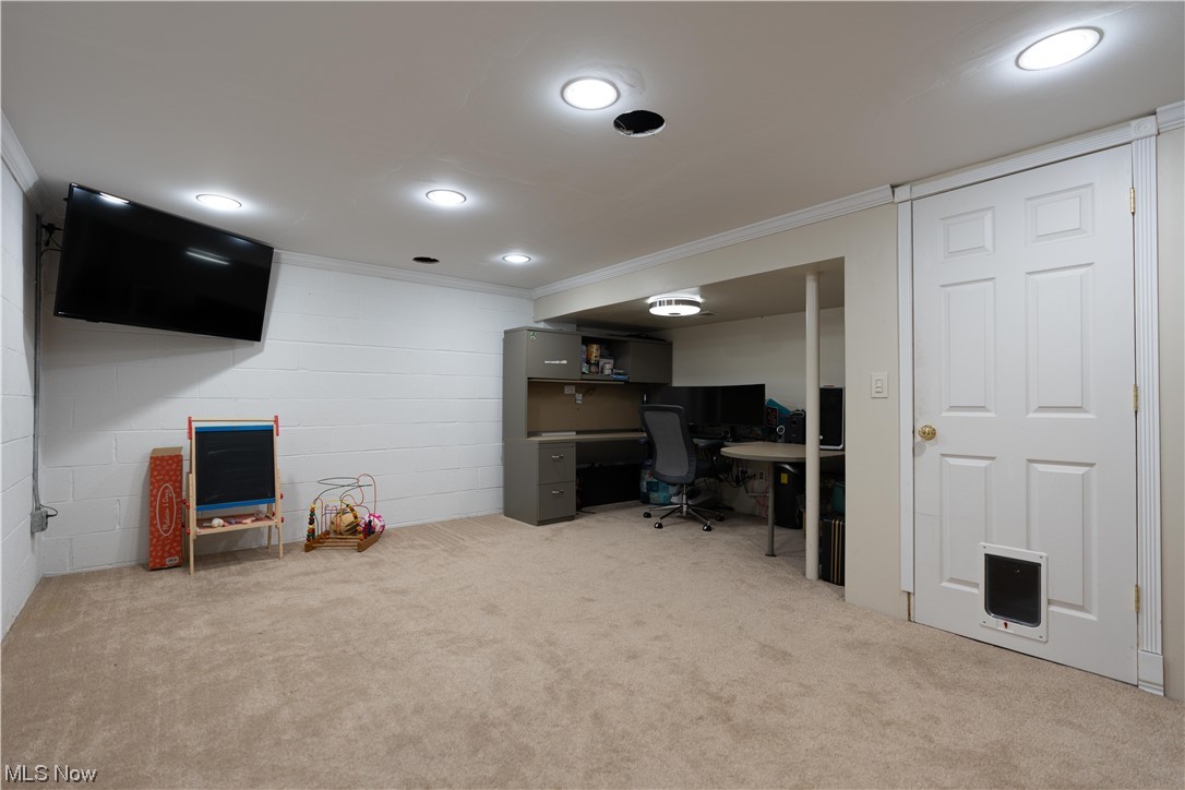 Maple Creek Condo Estates - Residential