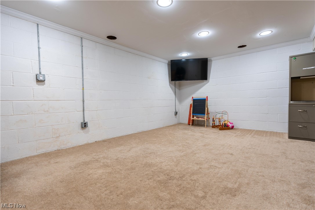 Maple Creek Condo Estates - Residential