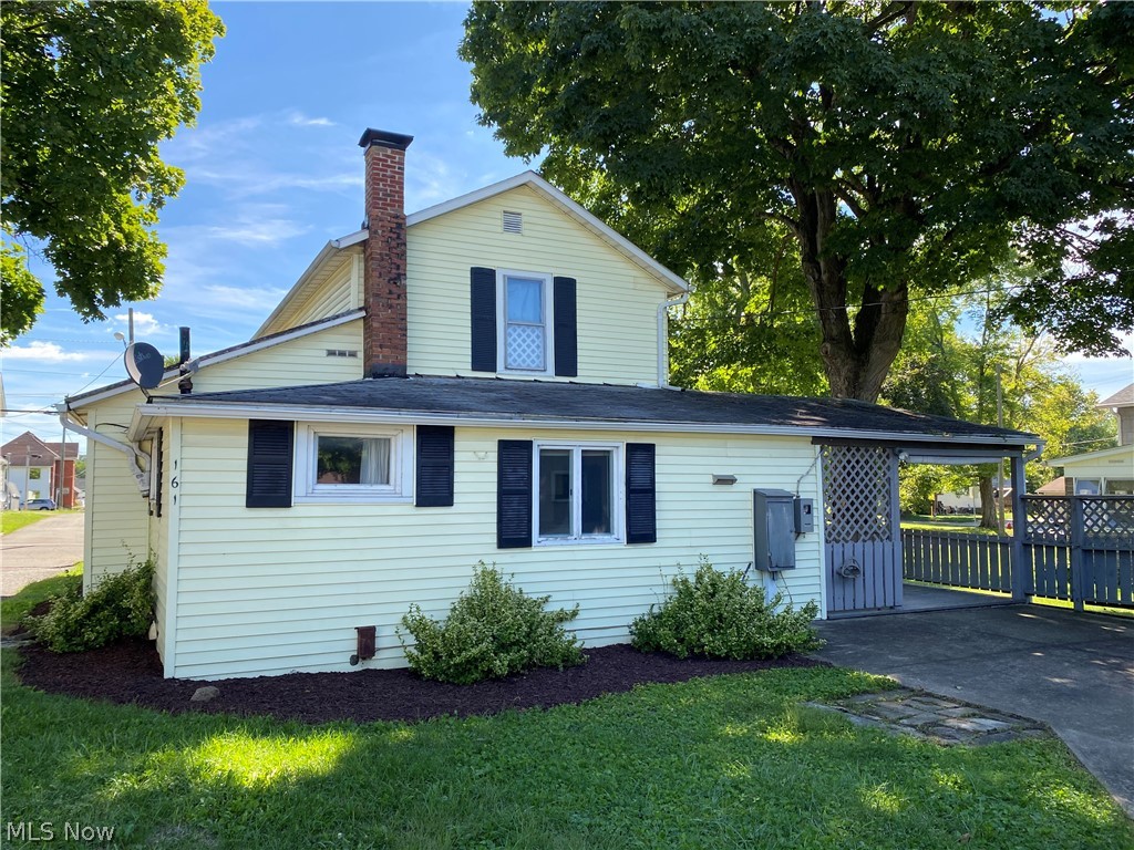 This 1,548 sq ft home with 3 BR, 1 BA has a lot of potential but just needs some TLC. First floor laundry room, covered patio, vinyl sided. There is a 36x24 pole building to store your cars or work on projects.