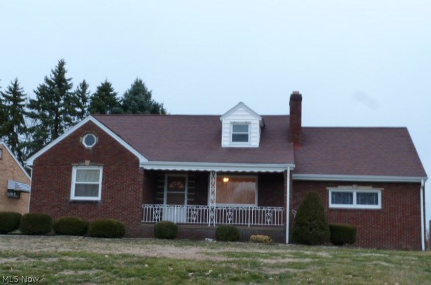 Beautifully maintained 1.5 story home, move in ready. This home offers stunning hardwood flooring throughout, ceiling fans in most rooms, newer vinyl replacement windows, lots of storage and spacious rooms. Centrally located among shopping, schools and freeways.