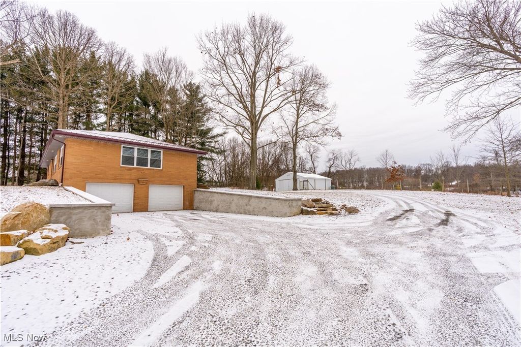 Photo of 22762 Mountz Road, Minerva, OH 44657 (MLS # 5182020)