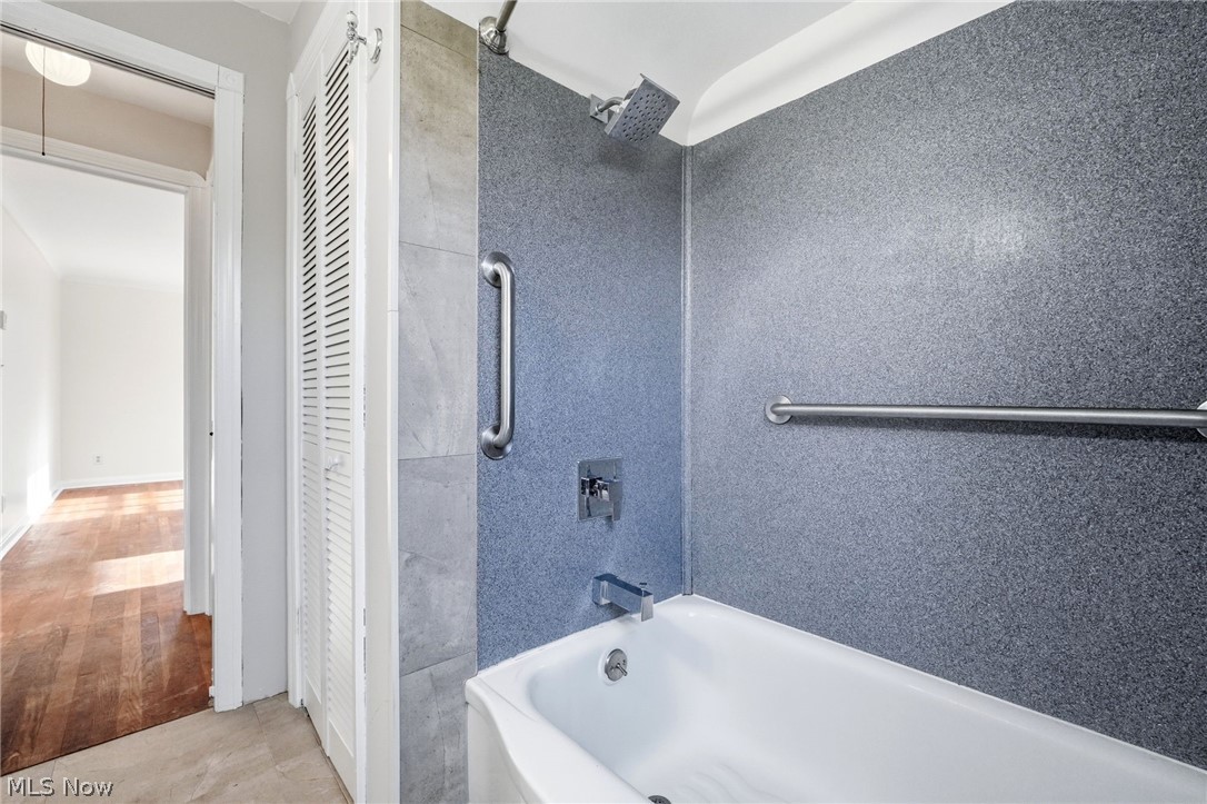 Independence 02 - Residential