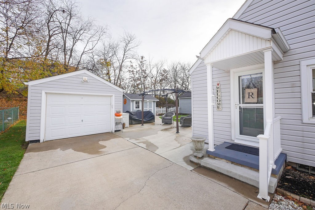 West Manor Allotment #8 - Residential