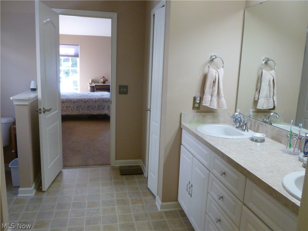 Arbors of Bridgewater Crossing - Residential