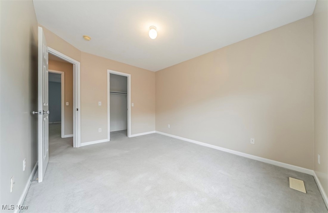 2768 Rising Meadow Drive, Akron, Ohio image 18