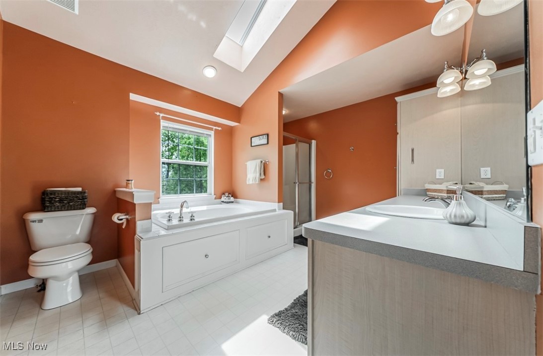 2768 Rising Meadow Drive, Akron, Ohio image 15