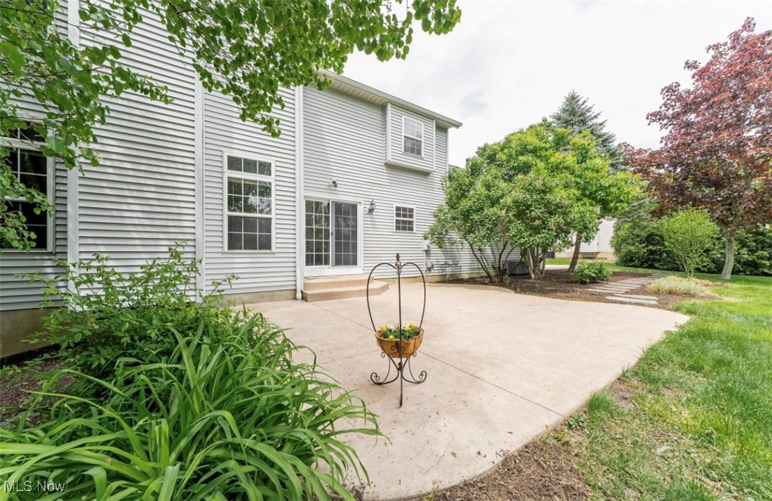 2768 Rising Meadow Drive, Akron, Ohio image 32