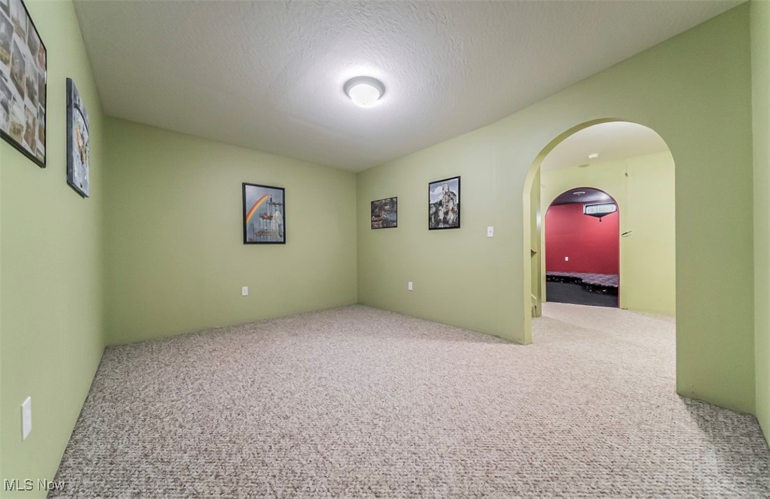 2768 Rising Meadow Drive, Akron, Ohio image 24