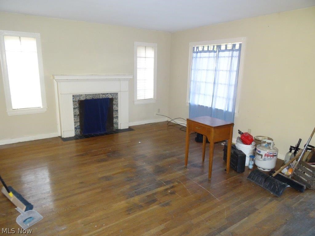 Merriman Manor - Residential