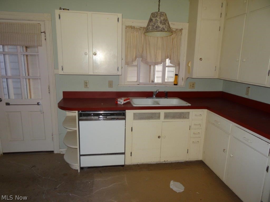 Merriman Manor - Residential