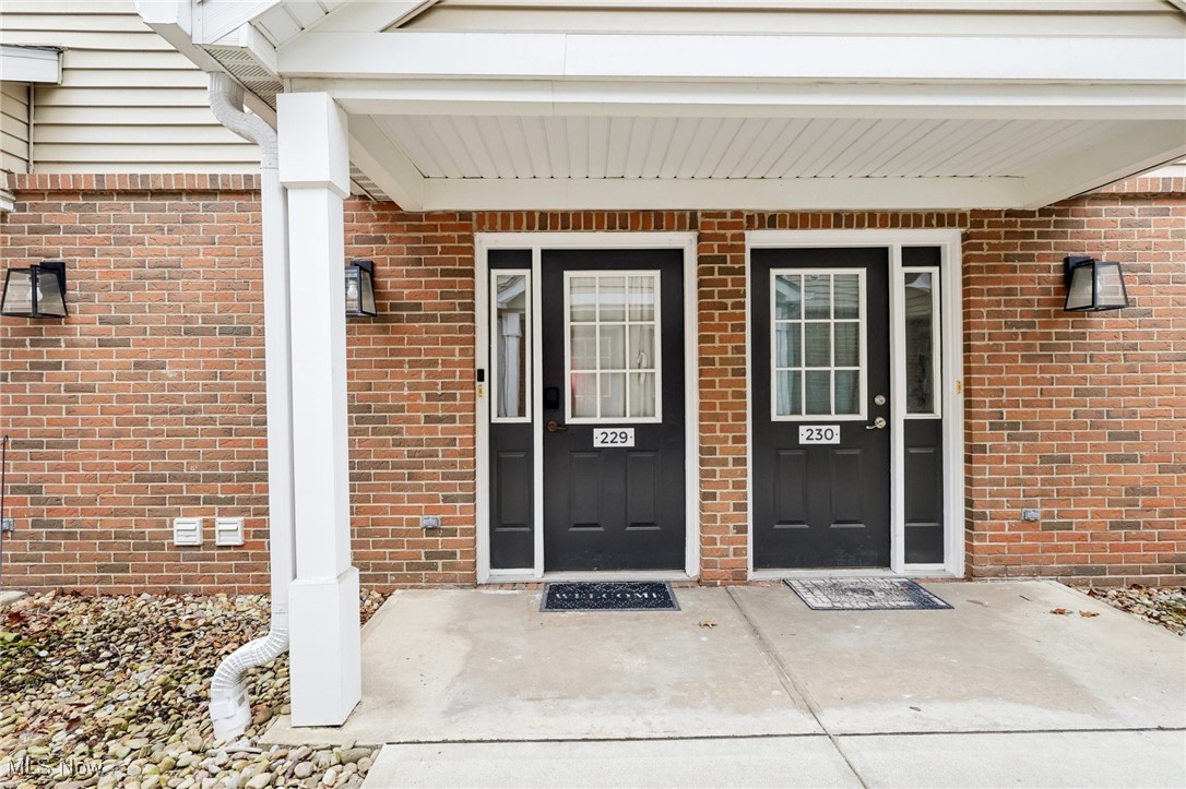 3317 Lenox Village Drive #229, Fairlawn, Ohio image 3
