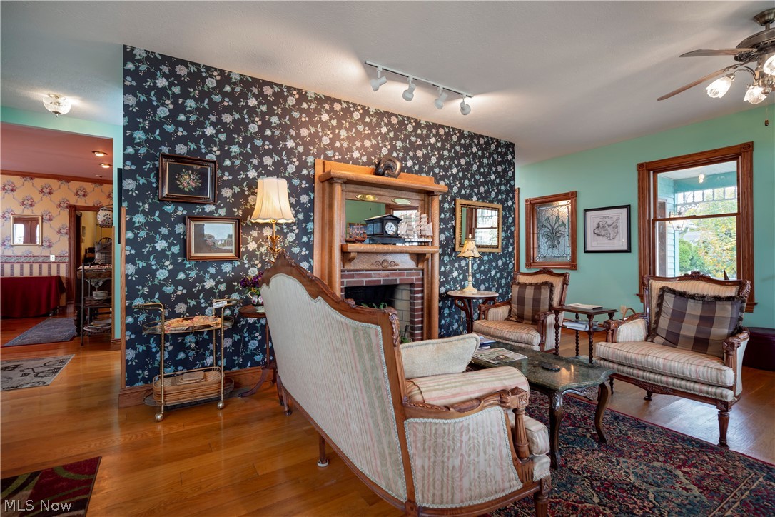 Water St Sweetbriar - Residential